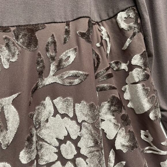 Logo Lori Goldstein Tunic Top Size L Red Asher Velvet Burnout High Low size XL - Picture 13 of 13